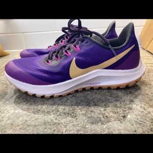 Women’s Nike zoom trail size 7
